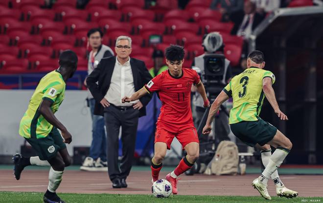 关于新国足雏形显现：11员虎将就位，张玉宁成为核心，归化球员逐渐让位的信息