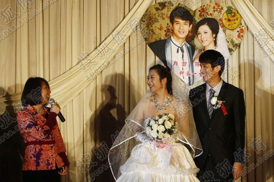 熊猫体育平台-法国中场贡多齐本周四在罗马举行婚礼，部分队友应邀出场